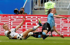 uruguay-vs-rusia-revive-las-mejores-jugadas-de-este-compromiso-648808