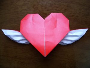 corazon-de-papel-con-alas