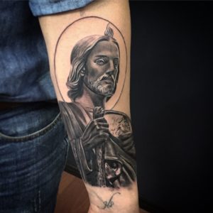 Tatuajes de San Judas Tadeo en el pie